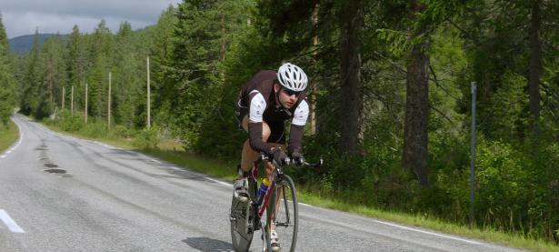 保罗赛点兑现，金州勇士淘汰广东男篮晋级四强，主帅激动落泪