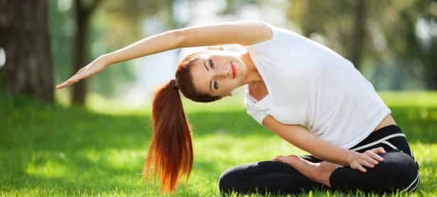 库里回归赛场，势不可挡首场状态亮眼，利物浦观众沸腾！